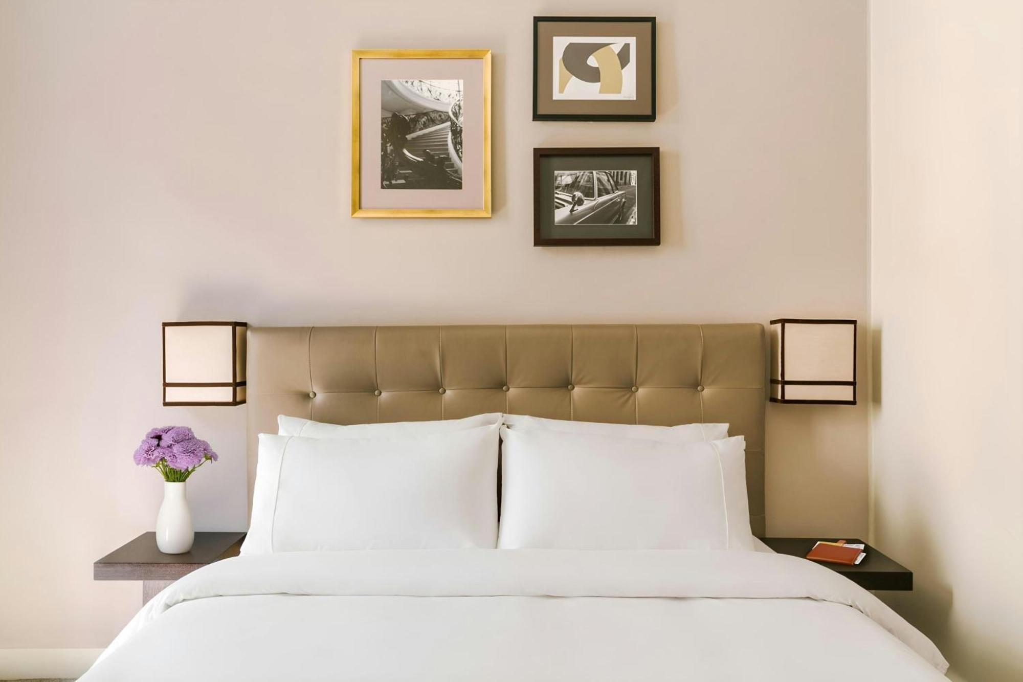 Le Frochot Hotel Pigalle, Sonder By Marriott Bonvoy Hotel
